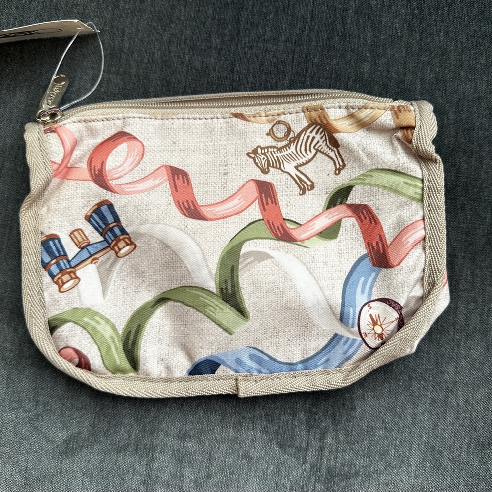 NWT LeSportsac Safari Jungle Print Meander Cosmetic Bag - Picture 3 of 6